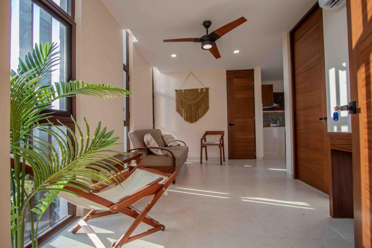 Pent House With Plunge Pool Apartment